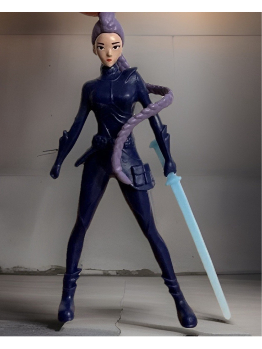 K-Pop Demon Hunters Rumi Purple Hair & Purple Outfit 4.5” Figure PVC Toy